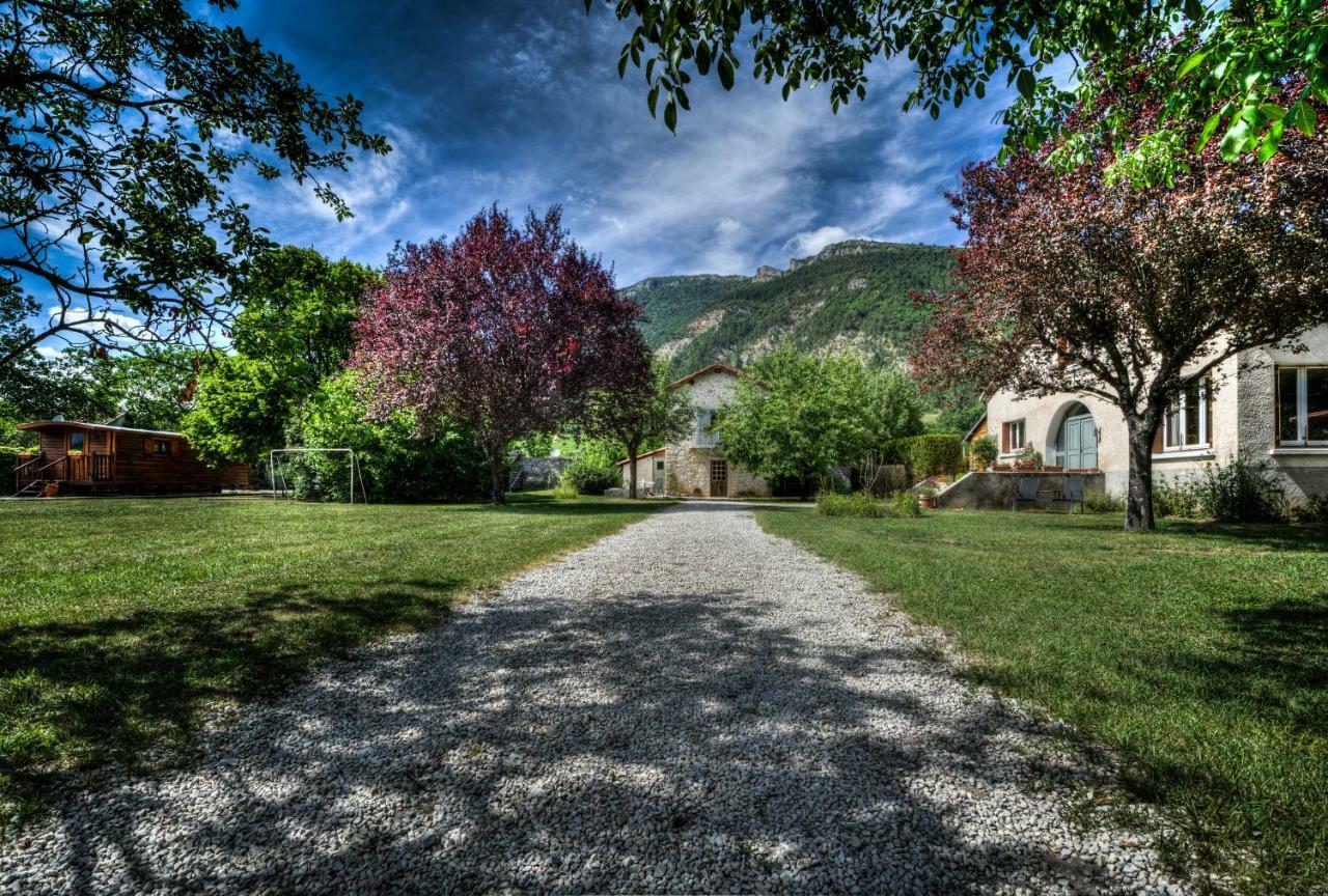 La Roulotte Villa Châtillon-en-Diois Kültér fotó